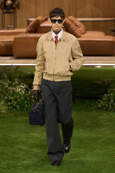 Look 52